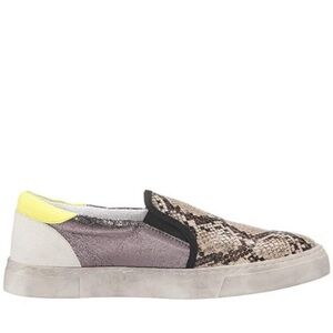 Steven by Steve Madden Addis
Slip On Leather Sneakers Size 8.5